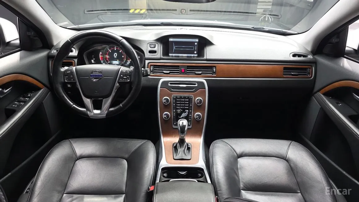 Volvo XC70