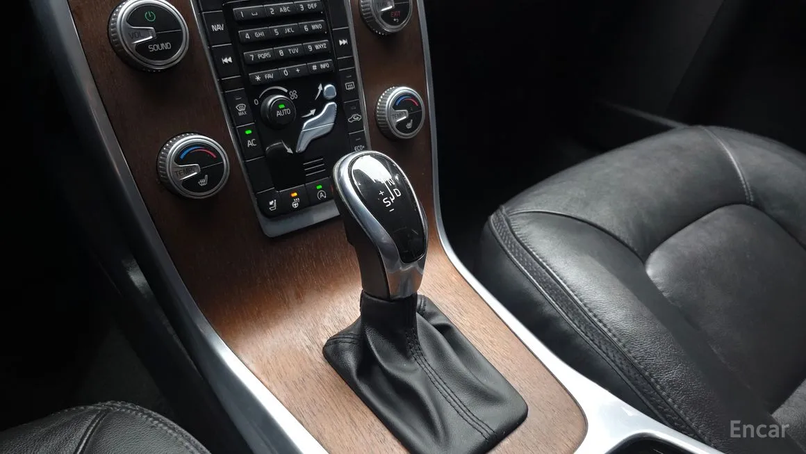 Volvo XC70