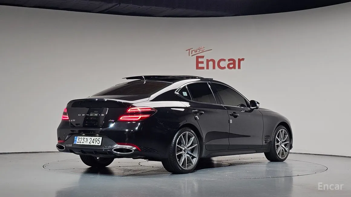 Genesis G70
