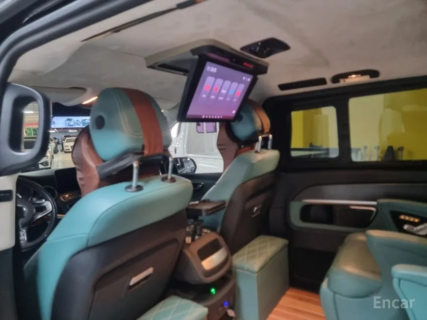 Mercedes-Benz V-Class