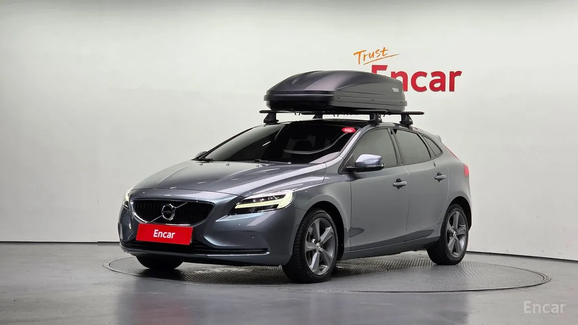 Volvo V40
