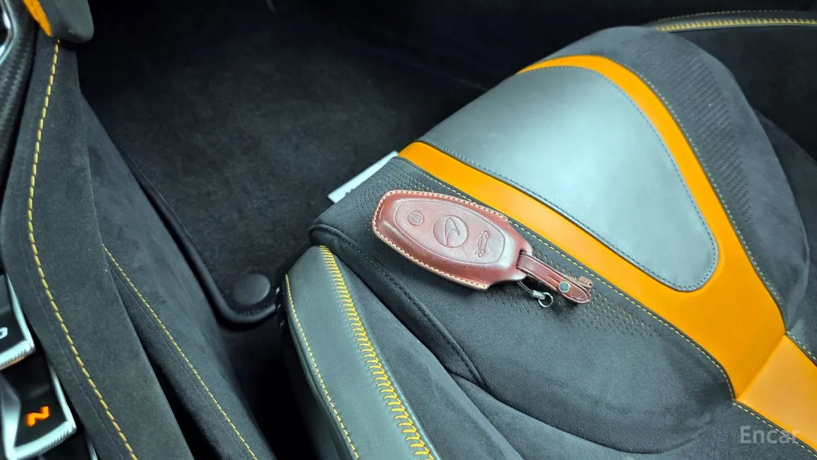 Mclaren 720S