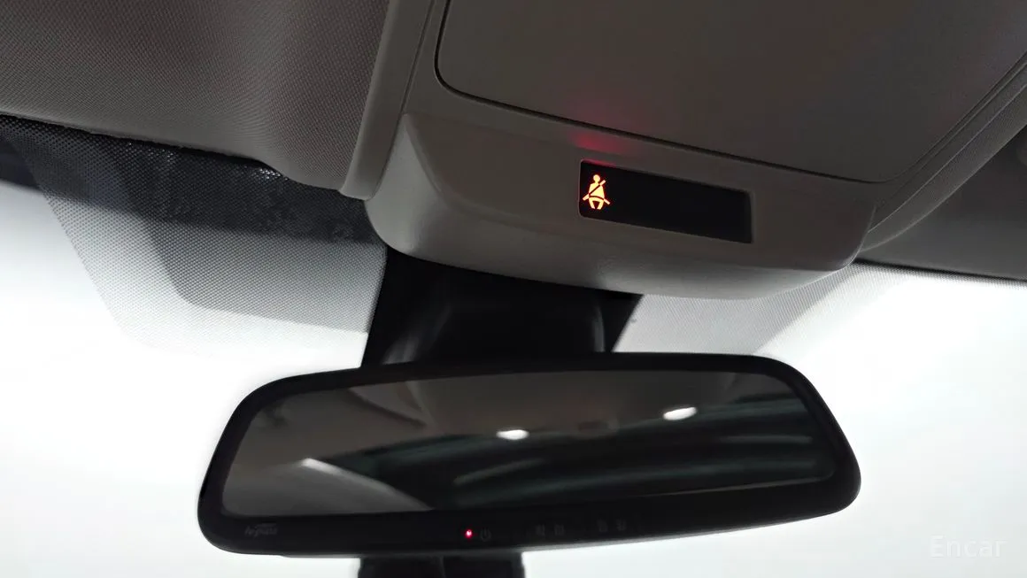 Renault SM6