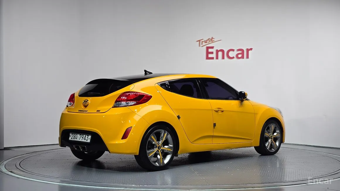 Hyundai Veloster