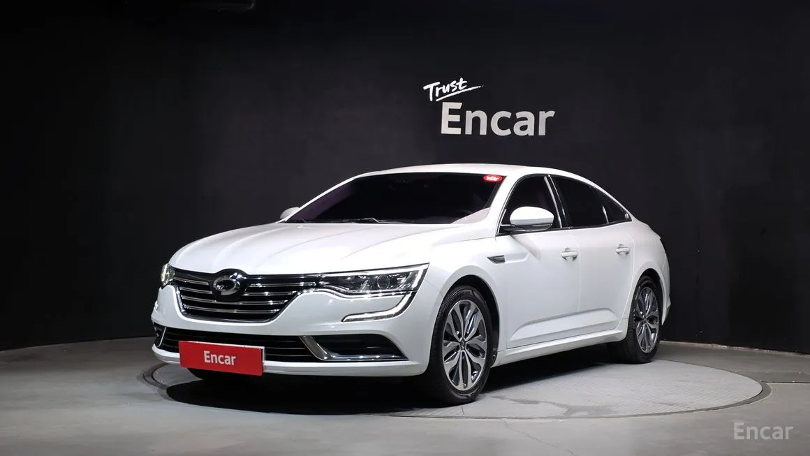 Renault SM6
