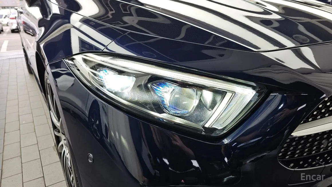 Mercedes-Benz CLS-Class