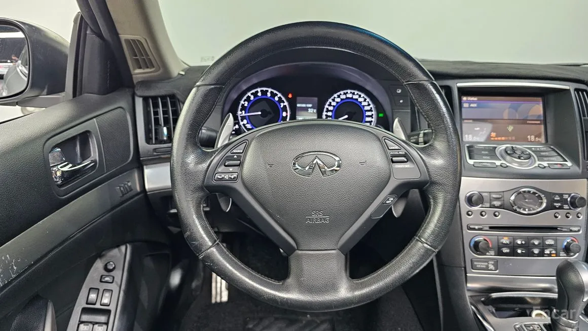 Infiniti G