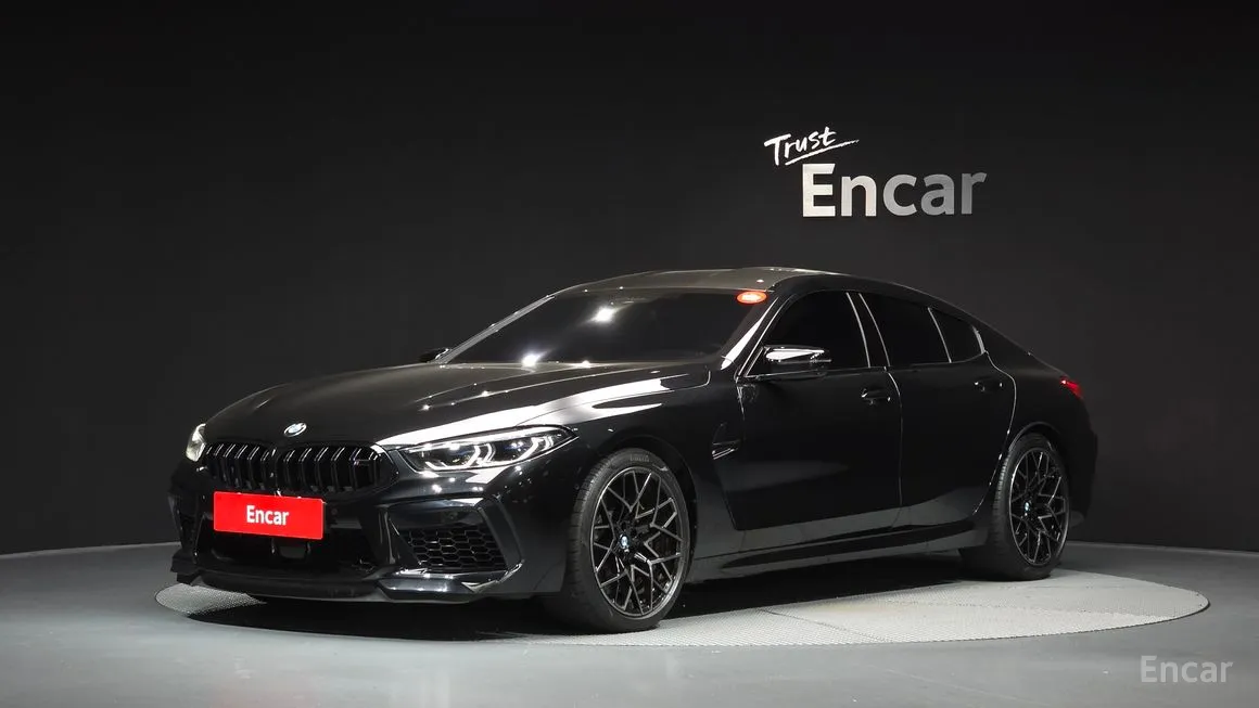 BMW M8
