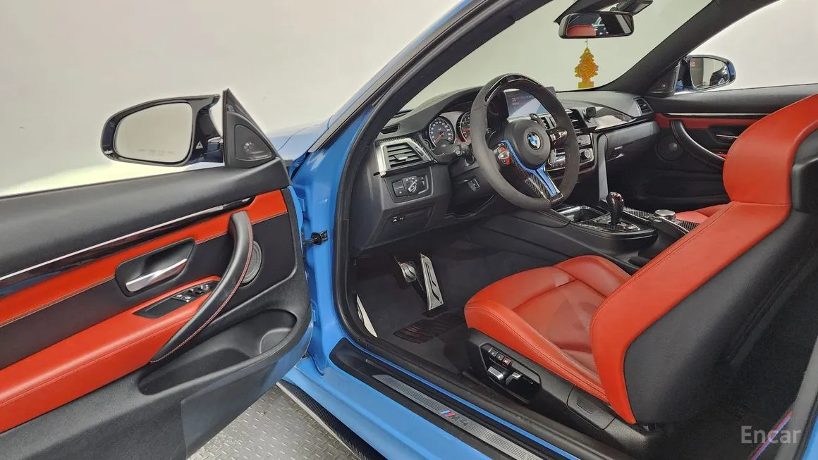 BMW M4