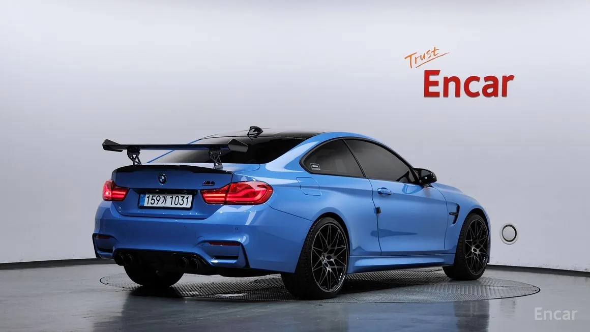 BMW M4