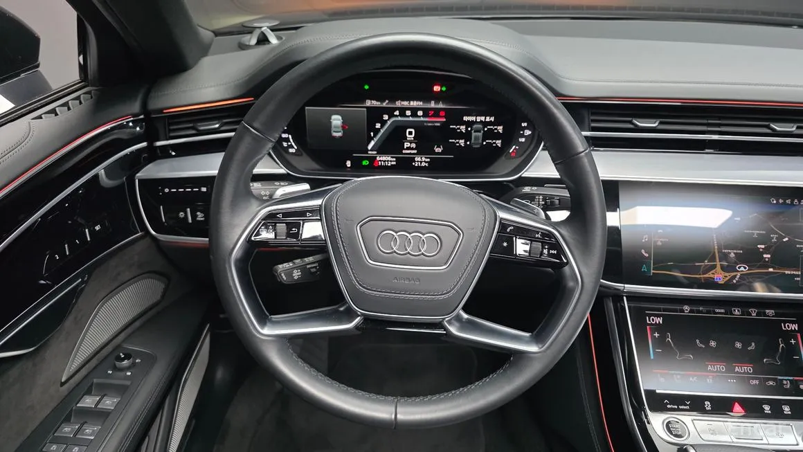 Audi A8