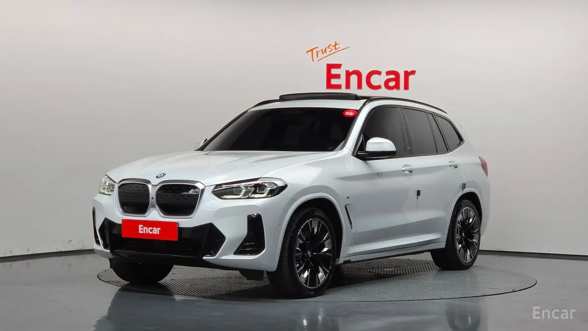 BMW iX3