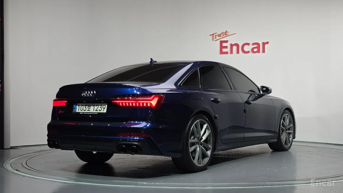 Audi S6