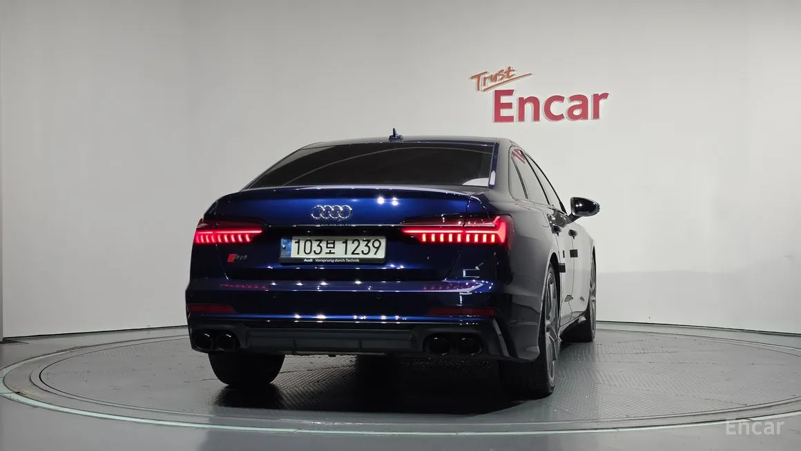 Audi S6