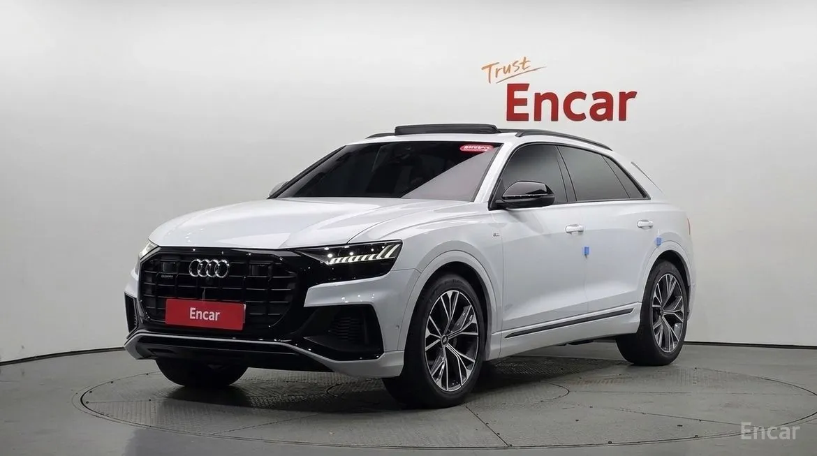 Audi Q8