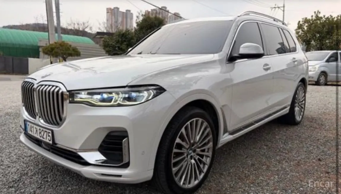 BMW X7
