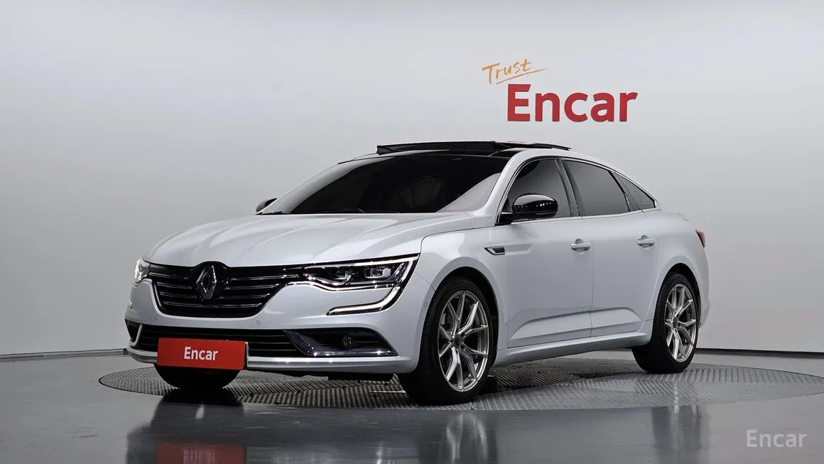 Renault SM6