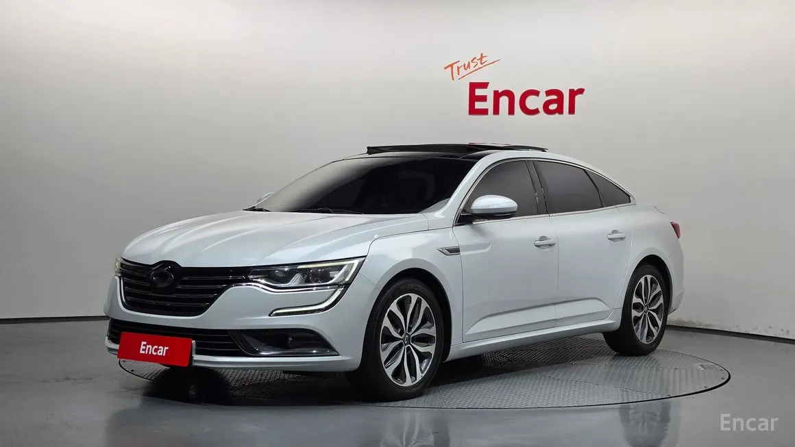 Renault SM6