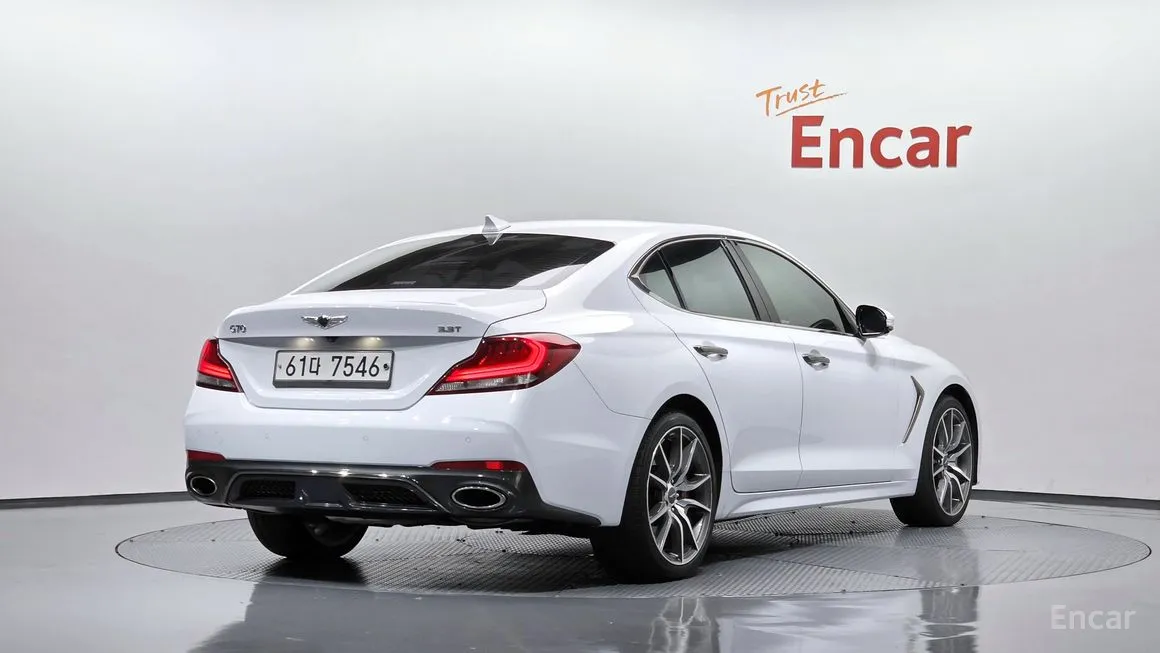 Genesis G70