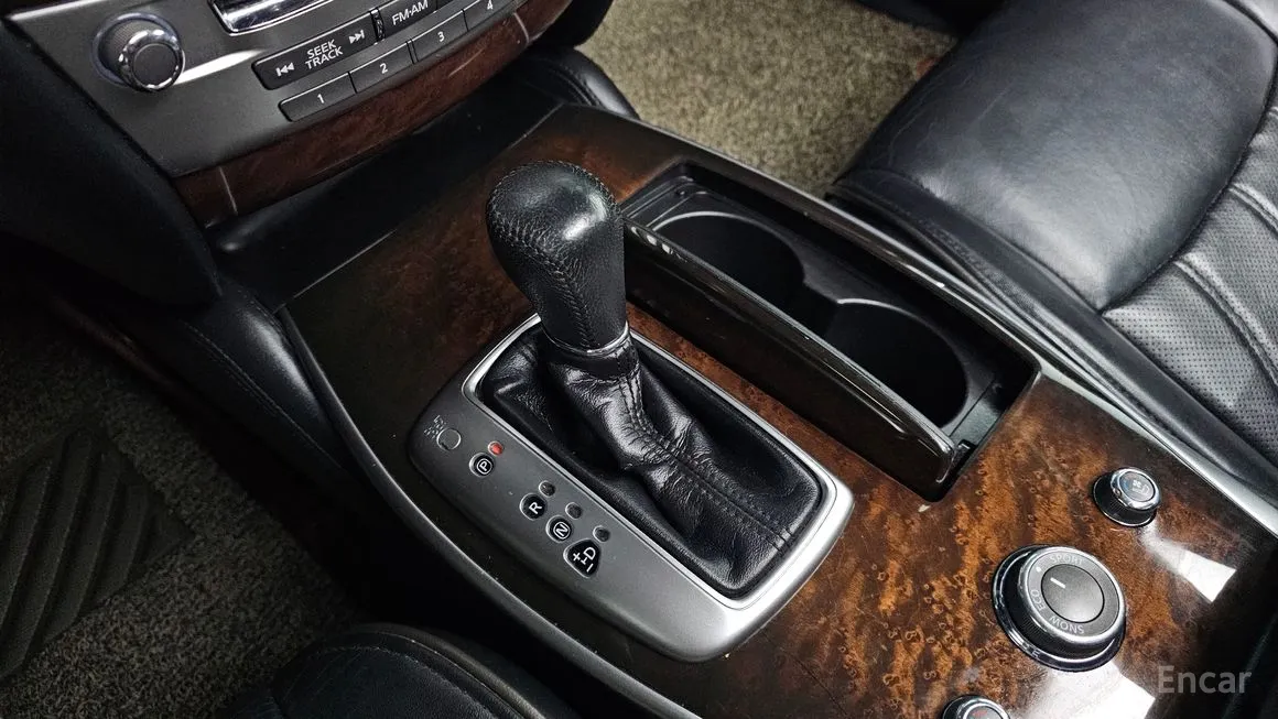 Infiniti JX