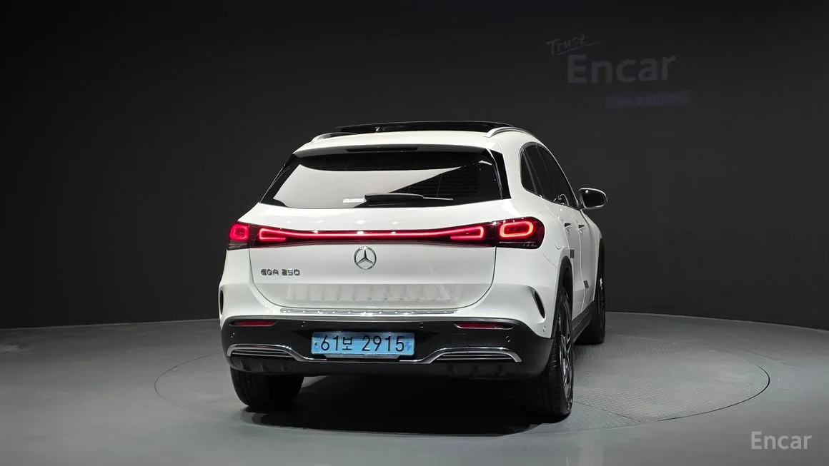 Mercedes-Benz EQA