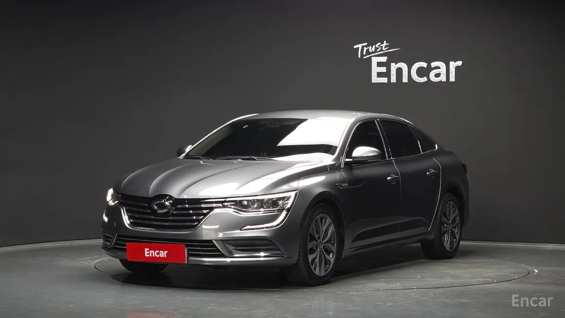 Renault SM6