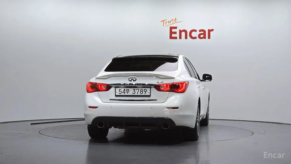 Infiniti Q50