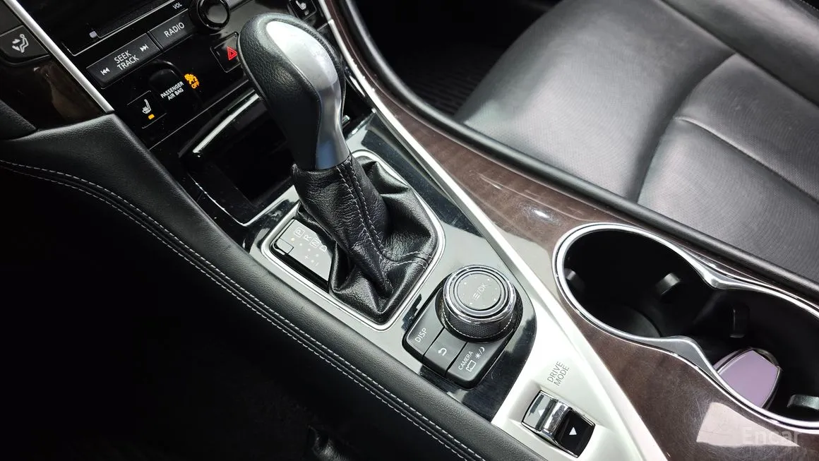 Infiniti Q50