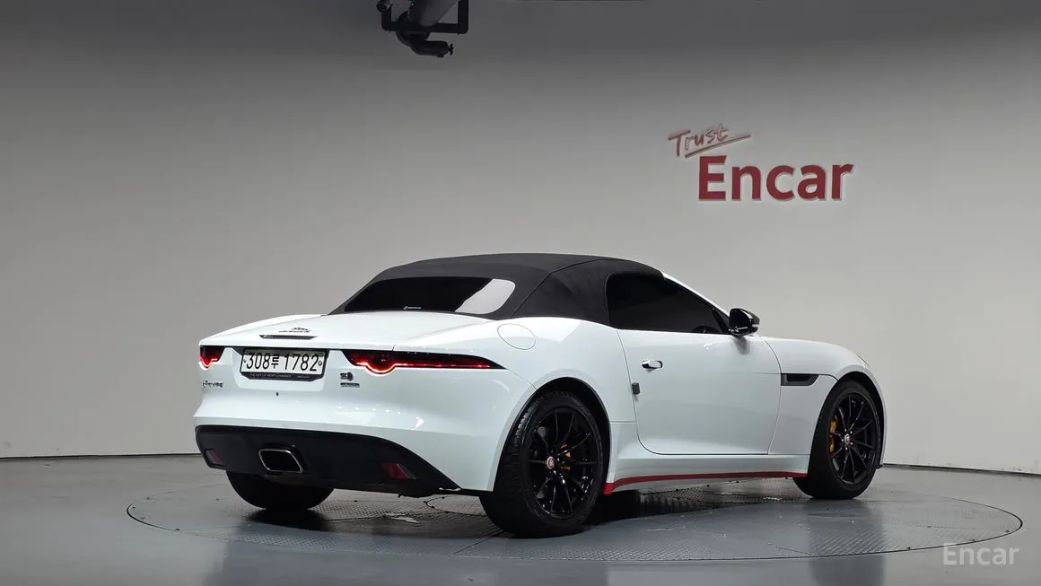 Jaguar F-TYPE