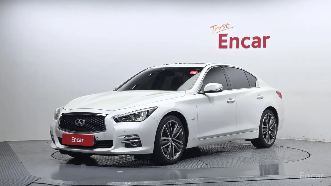 Infiniti Q50