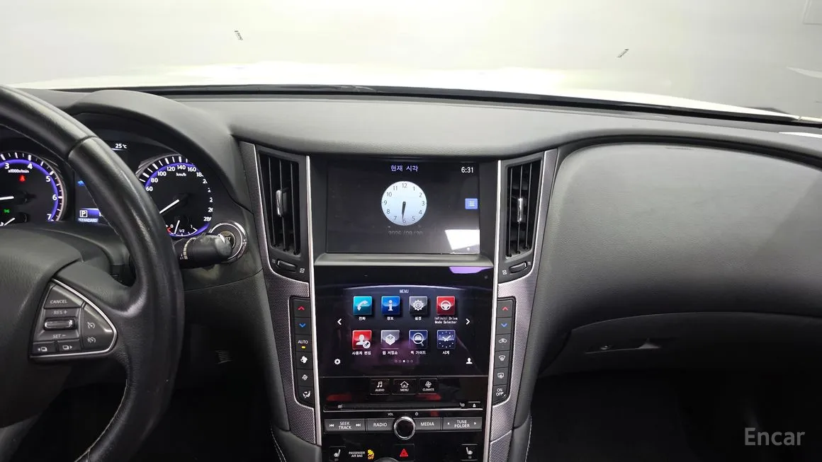 Infiniti Q50