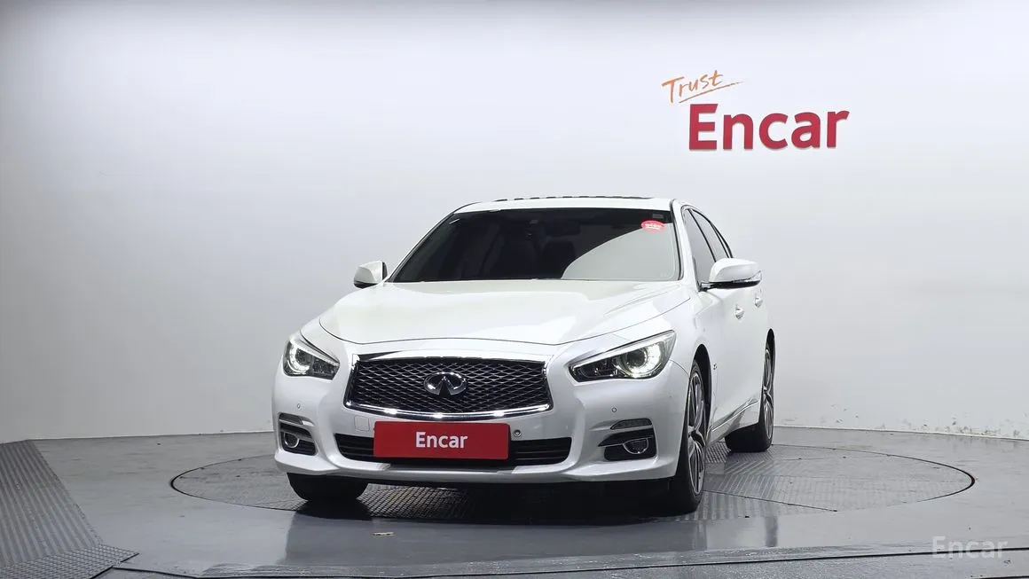 Infiniti Q50
