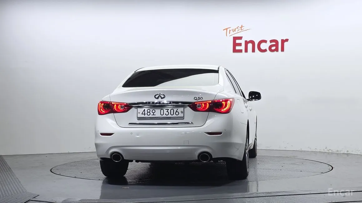 Infiniti Q50