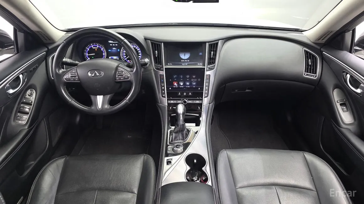 Infiniti Q50