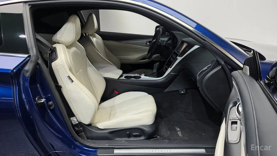 Infiniti Q60