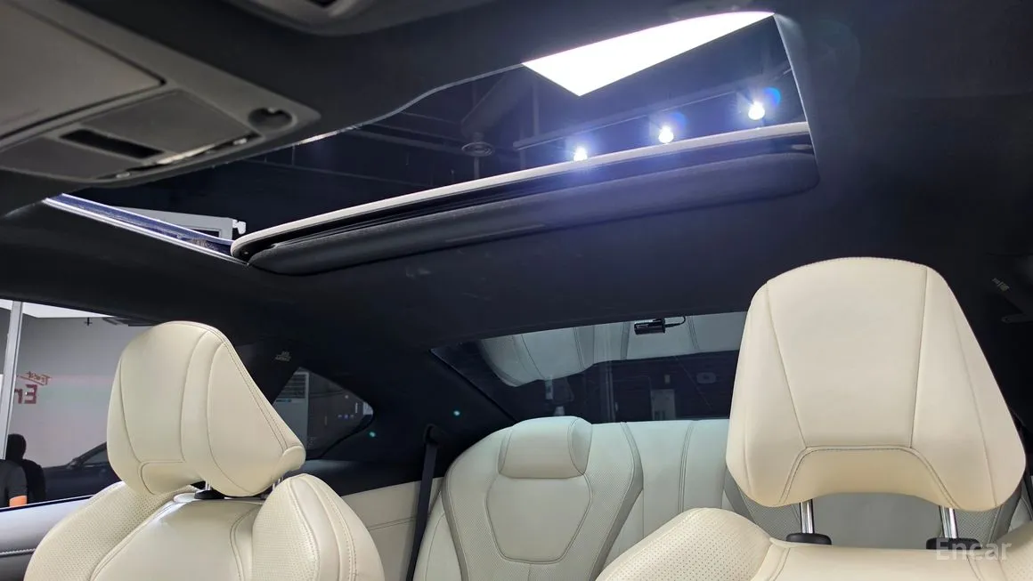Infiniti Q60