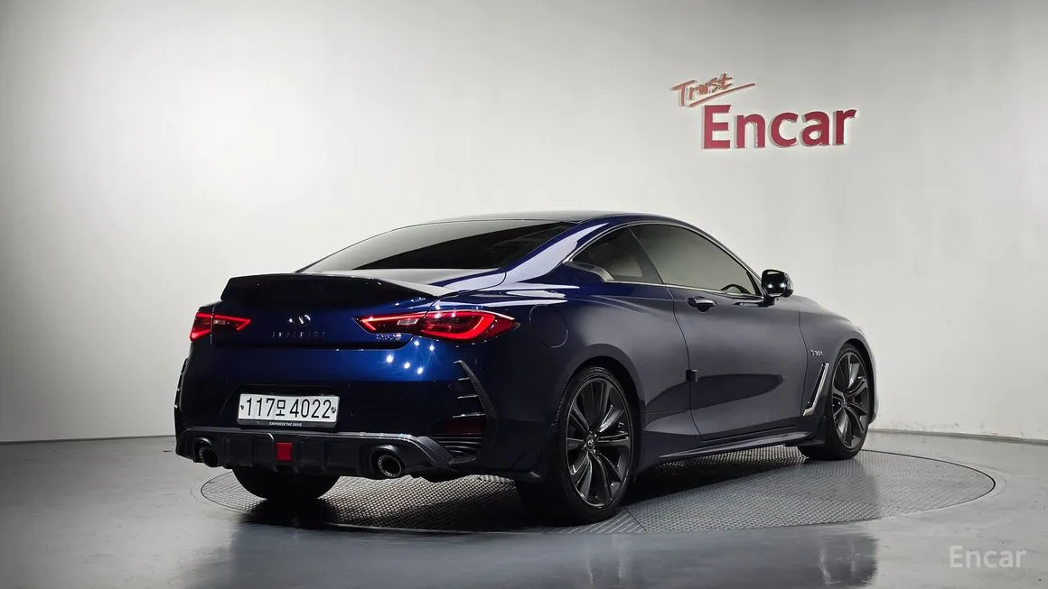 Infiniti Q60