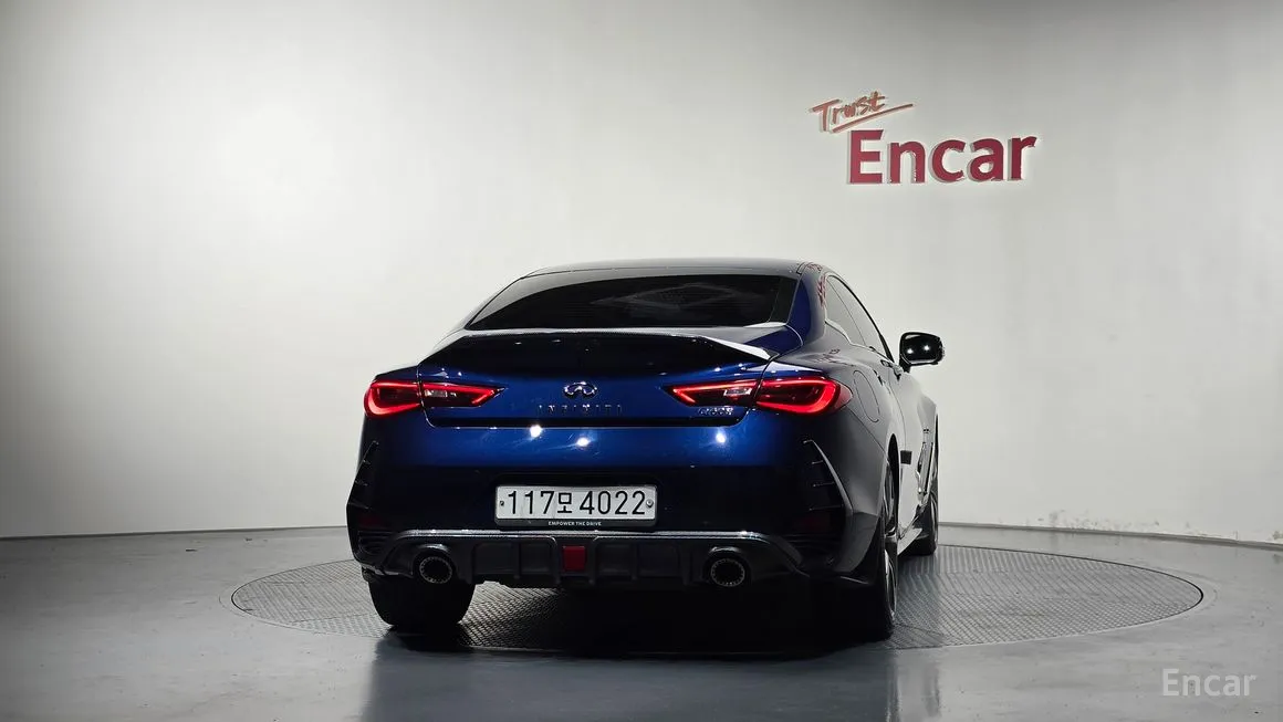Infiniti Q60