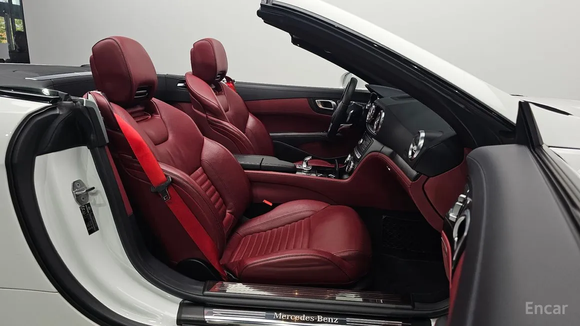 Mercedes-Benz SL-Class