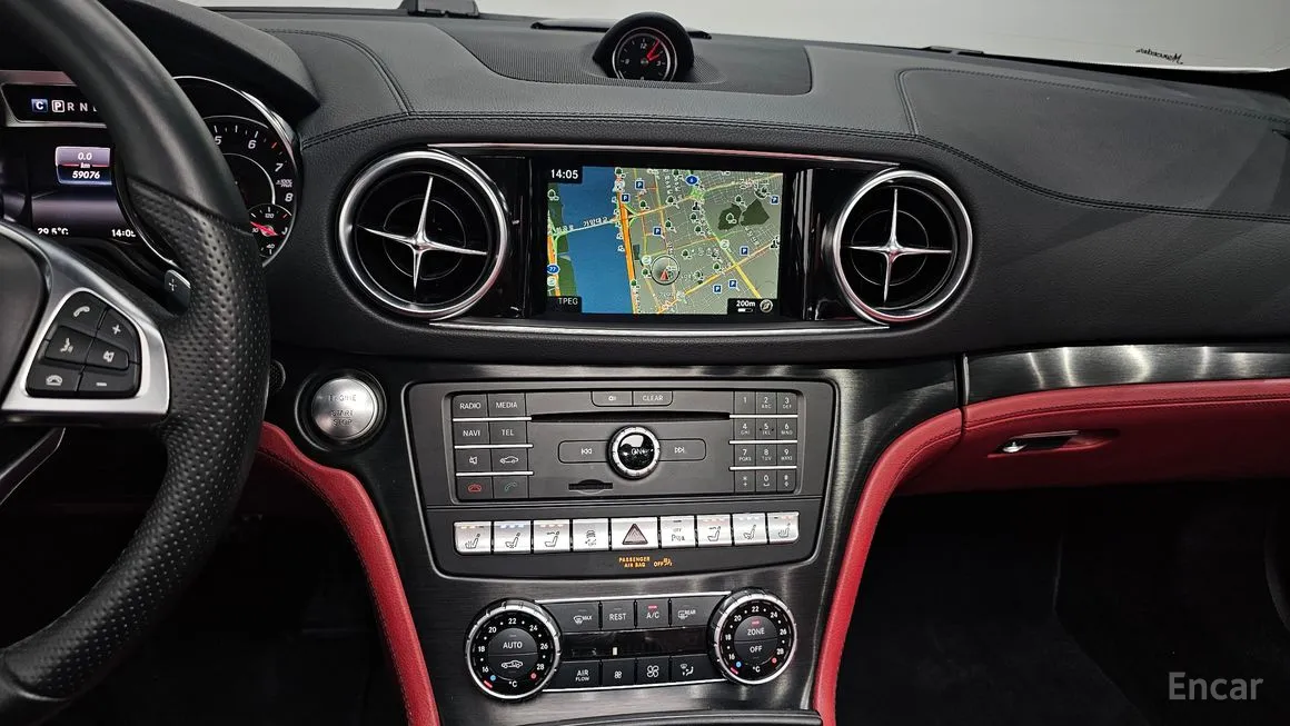 Mercedes-Benz SL-Class