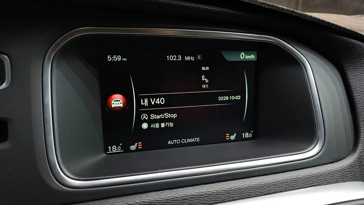 Volvo V40