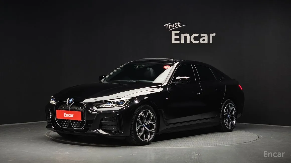 BMW i4