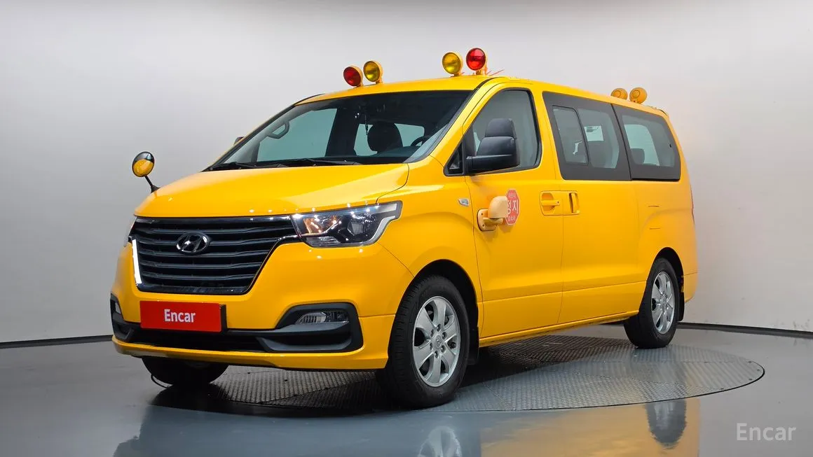 Hyundai Starex