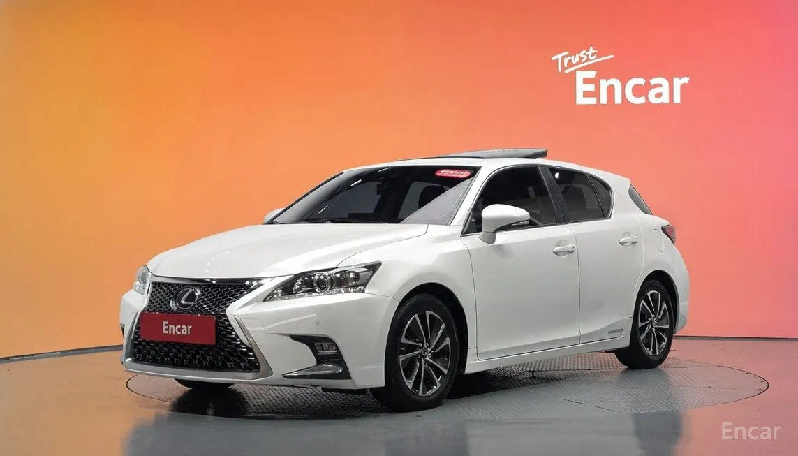 Lexus CT200h