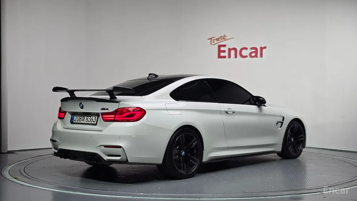 BMW M4