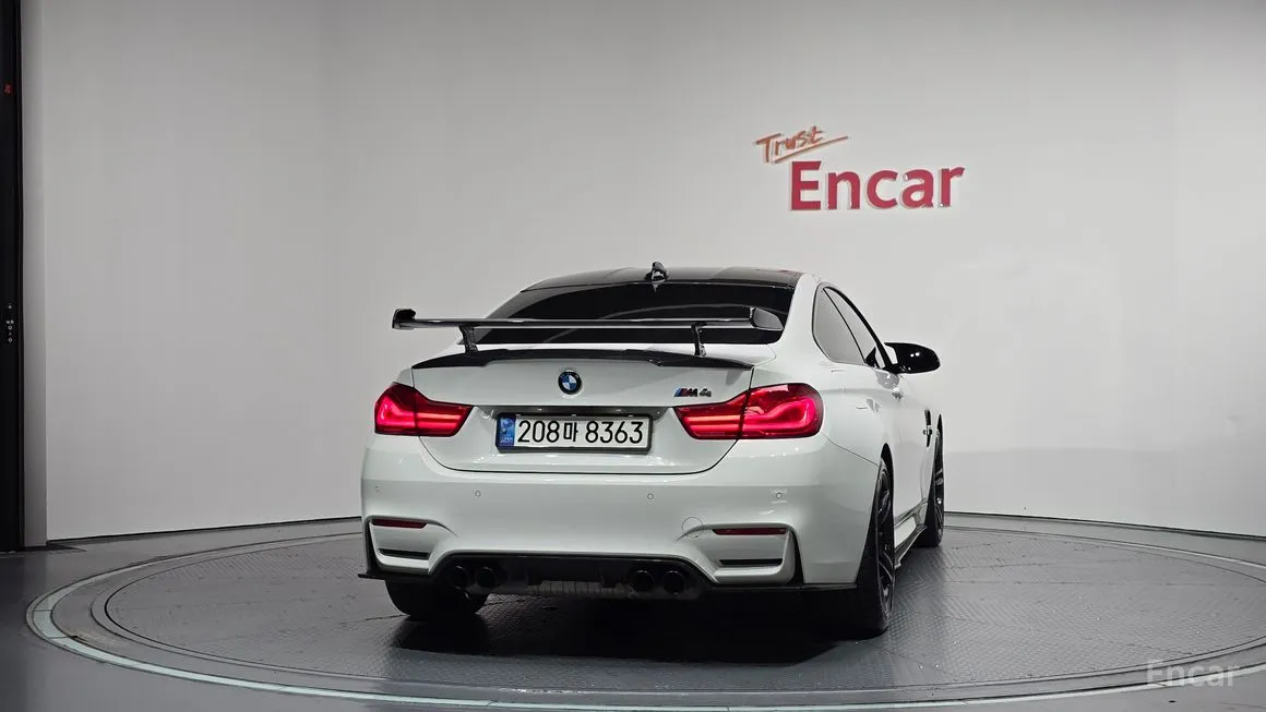 BMW M4