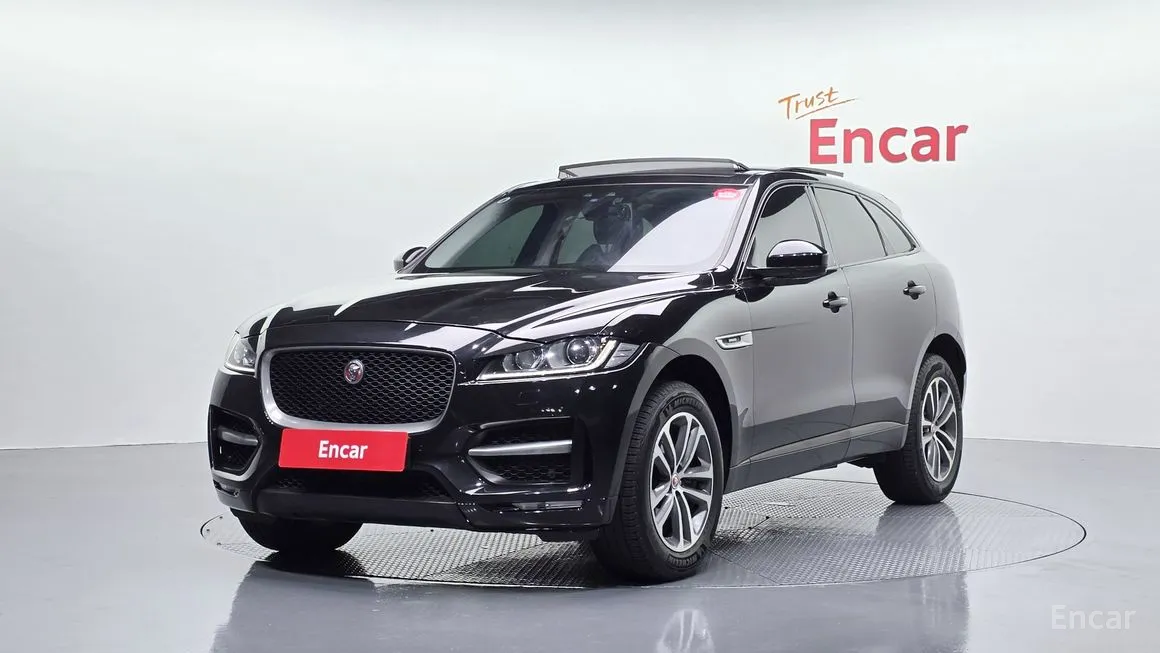 Jaguar F-PACE