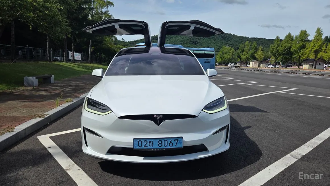 Tesla Model X