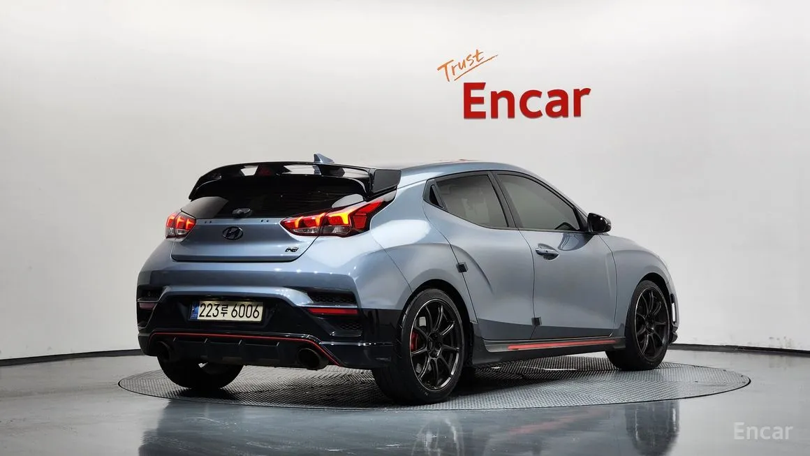 Hyundai Veloster
