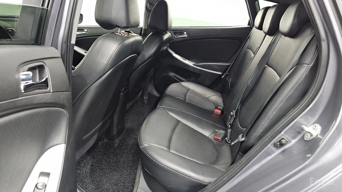 Hyundai Accent